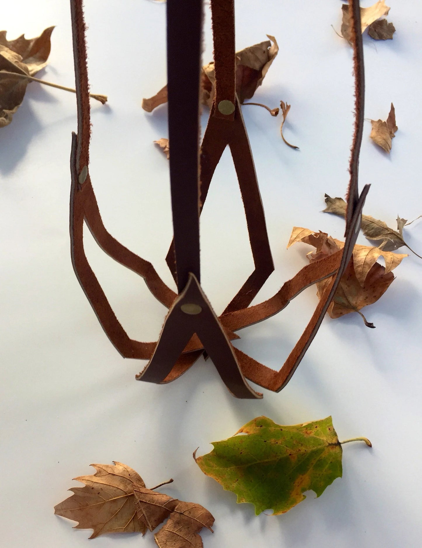 Minimalist Plant Hanger, Plant Mom Gift, Indoor Plant Hanger, Bedroom Wall Hanging, Leather Plant Hangers, Plant Hanging, Leather Home Decor