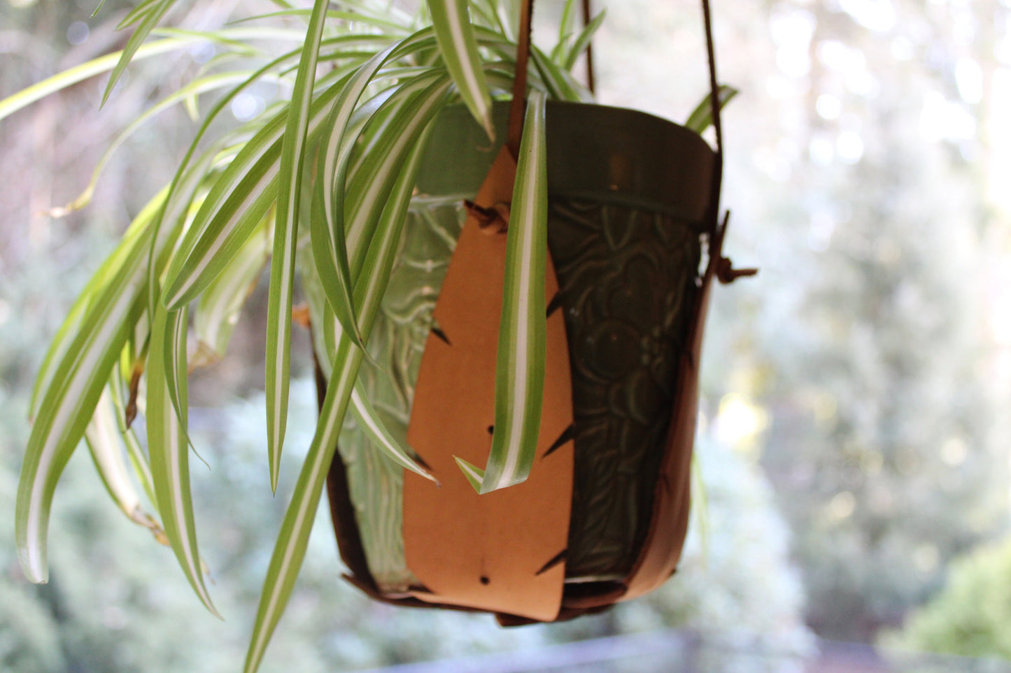 Leather Plant Hanger, Leather Plant Sling, Outdoor Plant Sling, Leather Plant Holder, Handmade Leather Plant Holder, Leather Plant Hammock