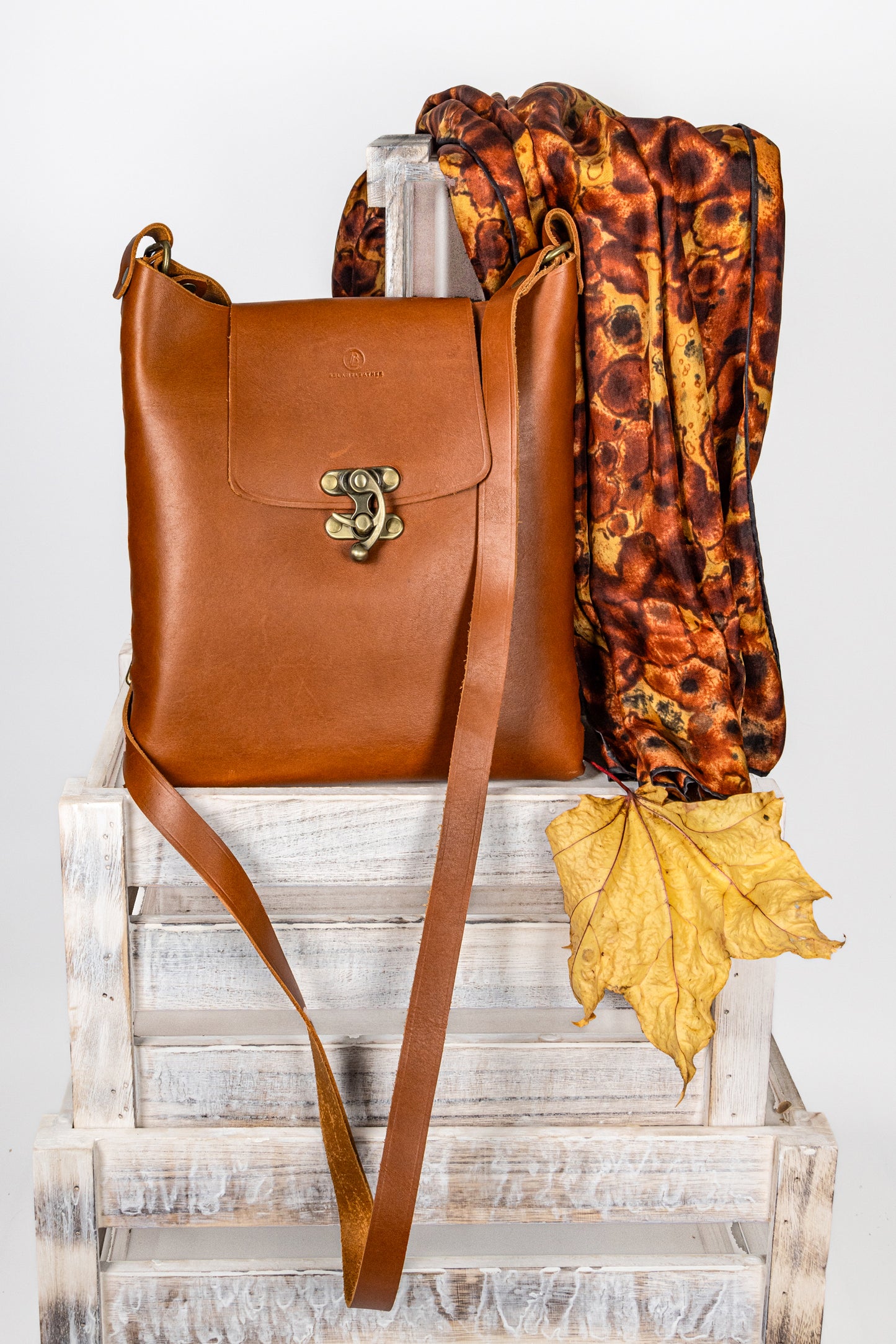 Leather Dovetail Style Bag
