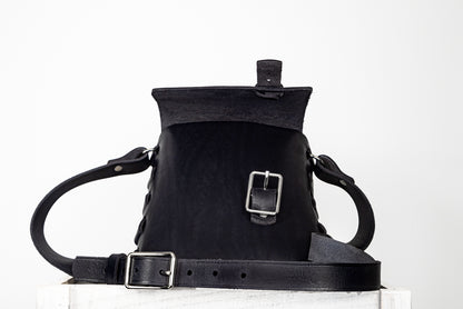 Leather Simone Messenger Bag