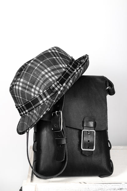 Leather Simone Messenger Bag