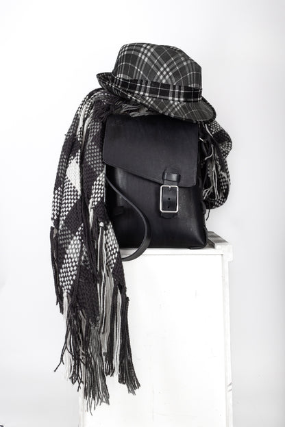 Leather Simone Messenger Bag